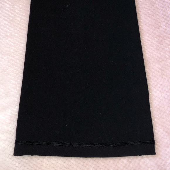 Lululemon Groove Pants - Picture 3 of 6